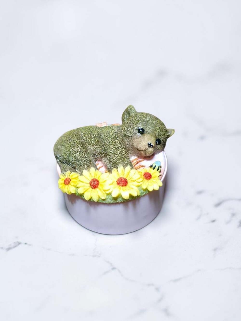 Homco Masterpiece Porcelain Baby Bear Figurine with Sunflowers and Bee